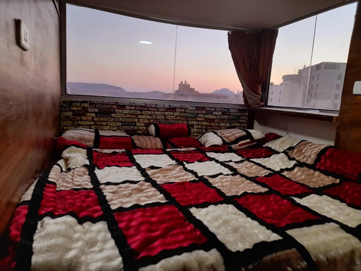 Petra Cabin Hostel 와디무사 외부 사진
