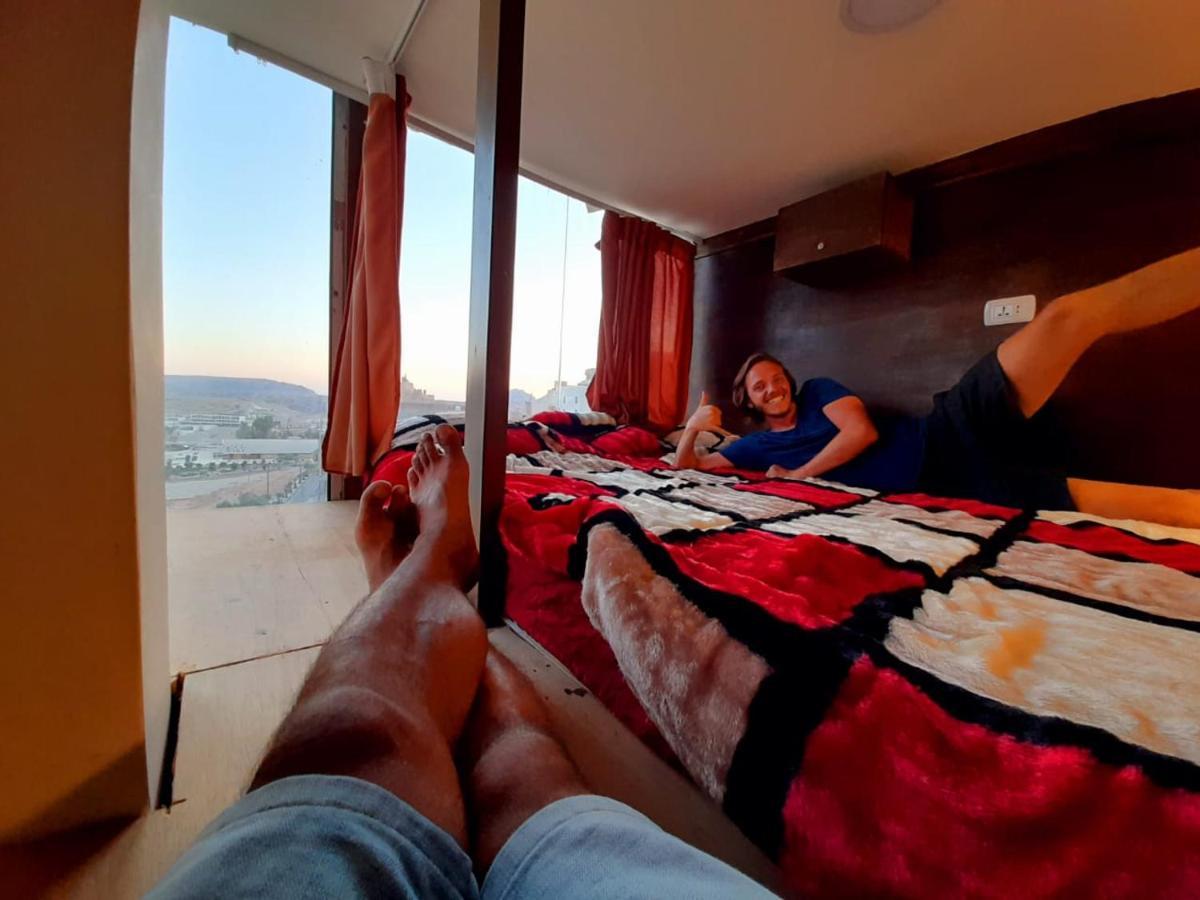 Petra Cabin Hostel 와디무사 외부 사진