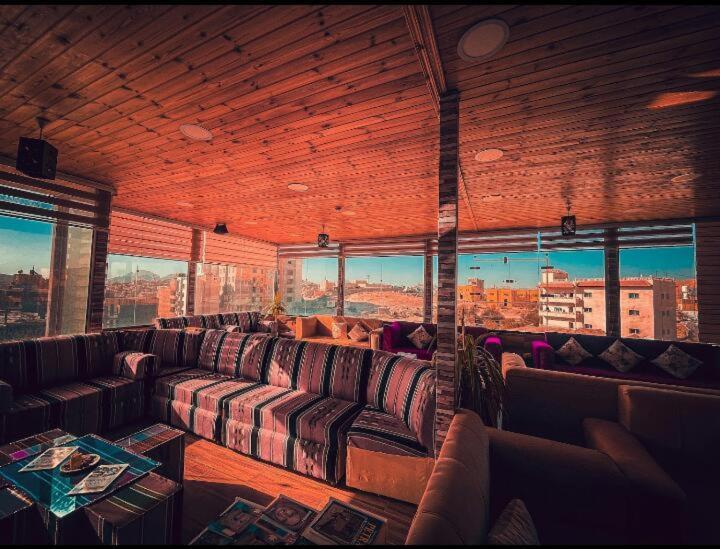 Petra Cabin Hostel 와디무사 외부 사진